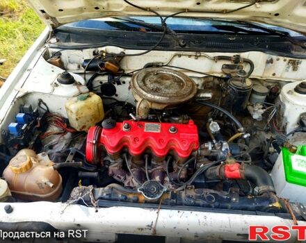 Білий Ніссан Санні, об'ємом двигуна 1.6 л та пробігом 0 тис. км за 650 $, фото 4 на Automoto.ua