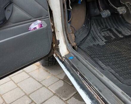 Белый Ниссан Санни, объемом двигателя 1.5 л и пробегом 376 тыс. км за 599 $, фото 4 на Automoto.ua