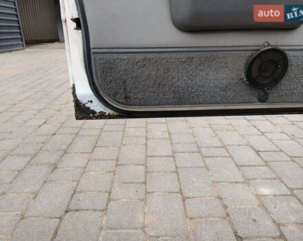 Белый Ниссан Санни, объемом двигателя 1.5 л и пробегом 376 тыс. км за 599 $, фото 7 на Automoto.ua