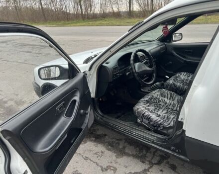 Білий Ніссан Санні, об'ємом двигуна 1.7 л та пробігом 100 тис. км за 1900 $, фото 7 на Automoto.ua