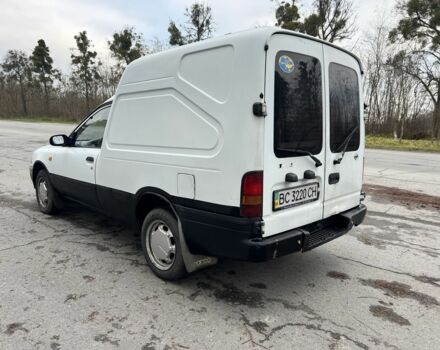 Білий Ніссан Санні, об'ємом двигуна 1.7 л та пробігом 100 тис. км за 1900 $, фото 2 на Automoto.ua