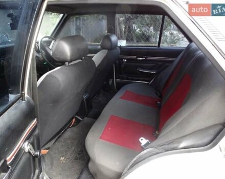 Белый Ниссан Санни, объемом двигателя 1.4 л и пробегом 271 тыс. км за 2000 $, фото 5 на Automoto.ua