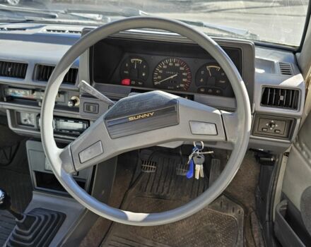 Белый Ниссан Санни, объемом двигателя 1.5 л и пробегом 262 тыс. км за 500 $, фото 6 на Automoto.ua