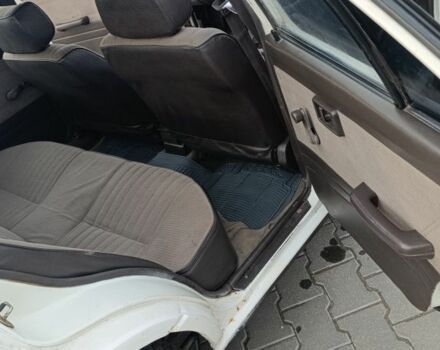 Белый Ниссан Санни, объемом двигателя 1.3 л и пробегом 260 тыс. км за 550 $, фото 7 на Automoto.ua