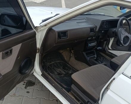 Белый Ниссан Санни, объемом двигателя 1.3 л и пробегом 260 тыс. км за 550 $, фото 9 на Automoto.ua