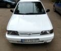 Белый Ниссан Санни, объемом двигателя 1.4 л и пробегом 350 тыс. км за 1650 $, фото 1 на Automoto.ua