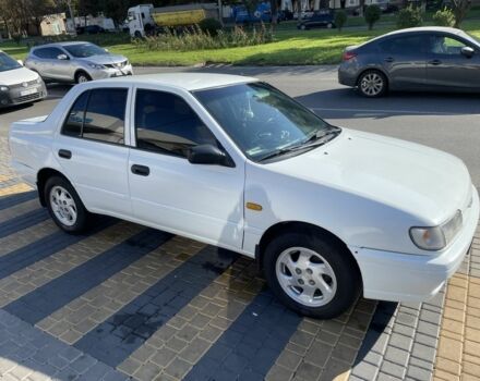 Белый Ниссан Санни, объемом двигателя 1.4 л и пробегом 280 тыс. км за 1500 $, фото 1 на Automoto.ua