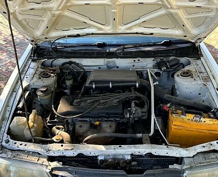 Белый Ниссан Санни, объемом двигателя 1.5 л и пробегом 298 тыс. км за 1440 $, фото 5 на Automoto.ua