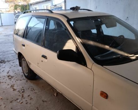 Белый Ниссан Санни, объемом двигателя 1.4 л и пробегом 333 тыс. км за 1000 $, фото 5 на Automoto.ua