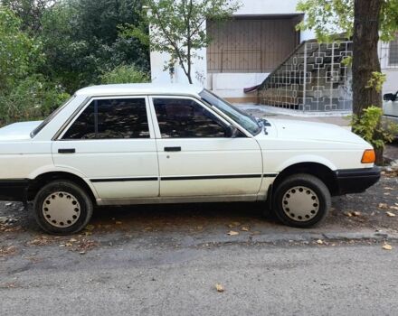 Белый Ниссан Санни, объемом двигателя 1.7 л и пробегом 280 тыс. км за 1033 $, фото 1 на Automoto.ua