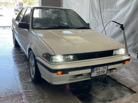Ніссан Санні 1988 у Одесі на Automoto.ua Білий Ніссан Санні, об'ємом двигуна 1.7 л та пробігом 250 тис. км за 1499 $, фото 1 на Automoto.ua
