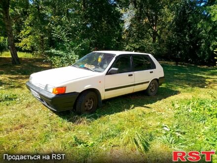 Белый Ниссан Санни, объемом двигателя 1.6 л и пробегом 367 тыс. км за 820 $, фото 1 на Automoto.ua