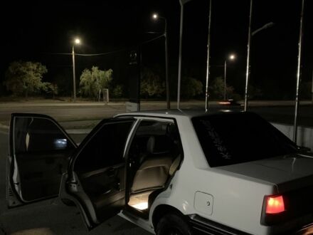 Білий Ніссан Санні, об'ємом двигуна 1.6 л та пробігом 3 тис. км за 598 $, фото 1 на Automoto.ua