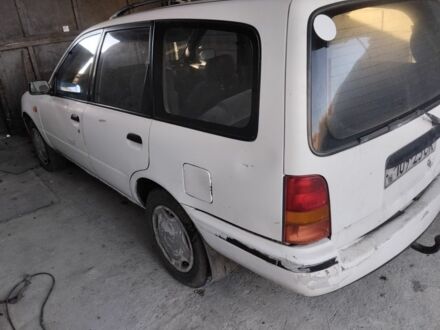 Белый Ниссан Санни, объемом двигателя 1.4 л и пробегом 333 тыс. км за 1000 $, фото 1 на Automoto.ua