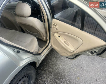 Бежевий Ніссан Санні, об'ємом двигуна 1.6 л та пробігом 200 тис. км за 2400 $, фото 1 на Automoto.ua