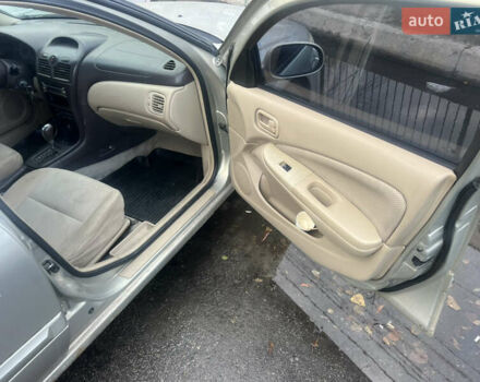 Бежевий Ніссан Санні, об'ємом двигуна 1.6 л та пробігом 200 тис. км за 2400 $, фото 2 на Automoto.ua