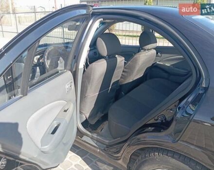 Черный Ниссан Санни, объемом двигателя 1.6 л и пробегом 225 тыс. км за 4899 $, фото 9 на Automoto.ua