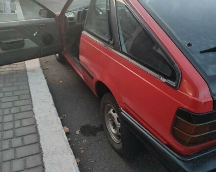 Красный Ниссан Санни, объемом двигателя 1.5 л и пробегом 318 тыс. км за 950 $, фото 6 на Automoto.ua