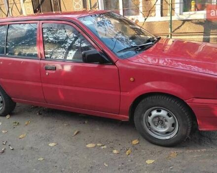 Червоний Ніссан Санні, об'ємом двигуна 1.6 л та пробігом 100 тис. км за 1200 $, фото 4 на Automoto.ua