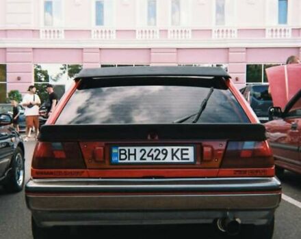 Красный Ниссан Санни, объемом двигателя 1.81 л и пробегом 300 тыс. км за 19999 $, фото 5 на Automoto.ua