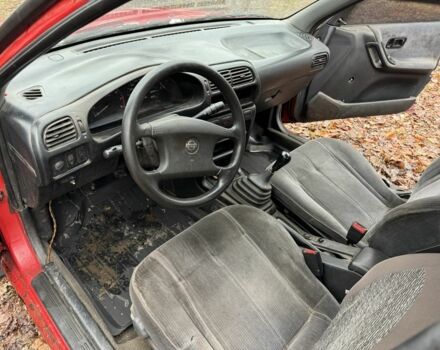 Червоний Ніссан Санні, об'ємом двигуна 1.5 л та пробігом 220 тис. км за 850 $, фото 5 на Automoto.ua