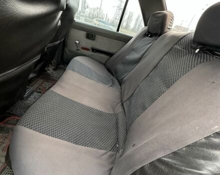 Красный Ниссан Санни, объемом двигателя 1.7 л и пробегом 280 тыс. км за 1500 $, фото 16 на Automoto.ua