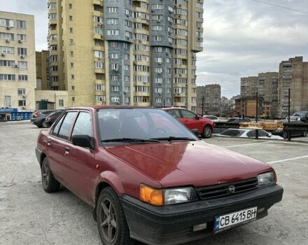 Красный Ниссан Санни, объемом двигателя 1.7 л и пробегом 280 тыс. км за 1500 $, фото 2 на Automoto.ua