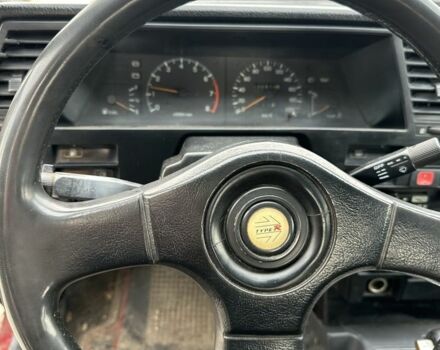 Красный Ниссан Санни, объемом двигателя 1.7 л и пробегом 280 тыс. км за 1500 $, фото 11 на Automoto.ua