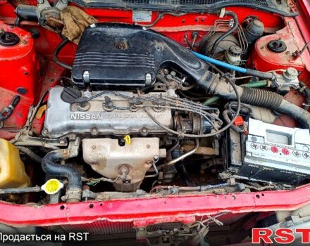 Красный Ниссан Санни, объемом двигателя 1.4 л и пробегом 435 тыс. км за 1100 $, фото 7 на Automoto.ua