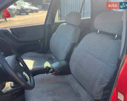 Червоний Ніссан Санні, об'ємом двигуна 1.39 л та пробігом 340 тис. км за 1400 $, фото 7 на Automoto.ua