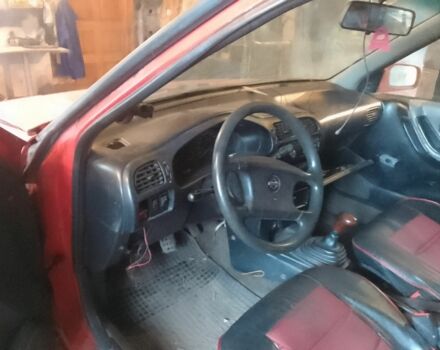 Красный Ниссан Санни, объемом двигателя 0 л и пробегом 243 тыс. км за 417 $, фото 7 на Automoto.ua