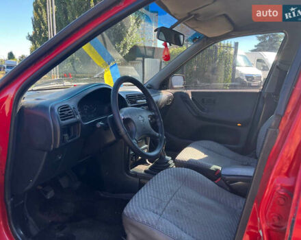 Червоний Ніссан Санні, об'ємом двигуна 1.39 л та пробігом 340 тис. км за 1400 $, фото 8 на Automoto.ua