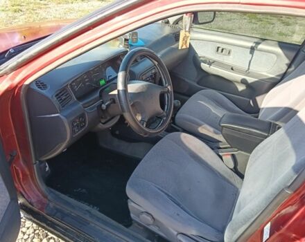 Червоний Ніссан Санні, об'ємом двигуна 1.6 л та пробігом 345 тис. км за 1650 $, фото 1 на Automoto.ua