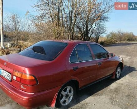 Червоний Ніссан Санні, об'ємом двигуна 1.6 л та пробігом 350 тис. км за 1650 $, фото 5 на Automoto.ua