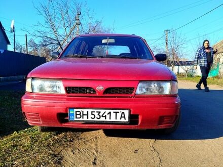 Ніссан Санні 1992 у Килие на Automoto.ua Червоний Ніссан Санні, об'ємом двигуна 1.6 л та пробігом 205 тис. км за 1700 $, фото 1 на Automoto.ua