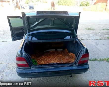 Ниссан Санни, объемом двигателя 1.4 л и пробегом 300 тыс. км за 1330 $, фото 6 на Automoto.ua