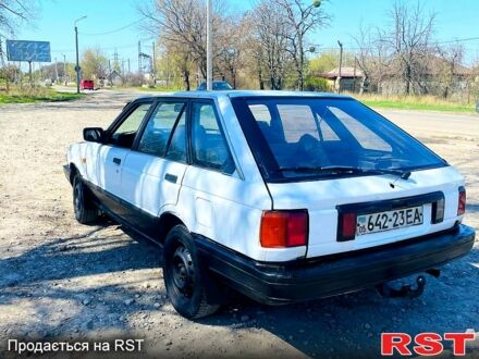 Ніссан Санні 1990 у Новомосковске на Automoto.ua Ніссан Санні, об'ємом двигуна 20 л та пробігом 300 тис. км за 750 $, фото 1 на Automoto.ua