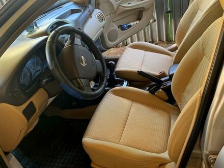 Ниссан Санни, объемом двигателя 1.6 л и пробегом 121 тыс. км за 4700 $, фото 1 на Automoto.ua
