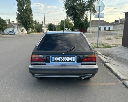 Сірий Ніссан Санні, об'ємом двигуна 1.6 л та пробігом 250 тис. км за 1500 $, фото 4 на Automoto.ua