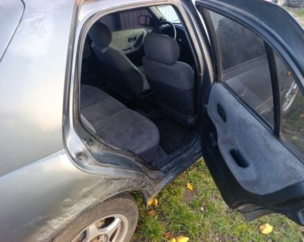 Сірий Ніссан Санні, об'ємом двигуна 0 л та пробігом 1000 тис. км за 1200 $, фото 7 на Automoto.ua