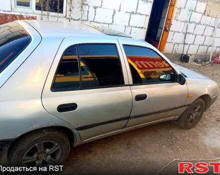 Сірий Ніссан Санні, об'ємом двигуна 1.4 л та пробігом 414 тис. км за 1750 $, фото 3 на Automoto.ua