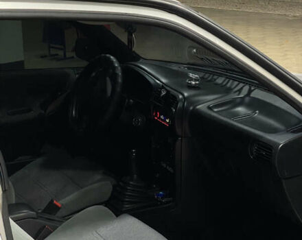 Серый Ниссан Санни, объемом двигателя 1.6 л и пробегом 196 тыс. км за 2400 $, фото 7 на Automoto.ua