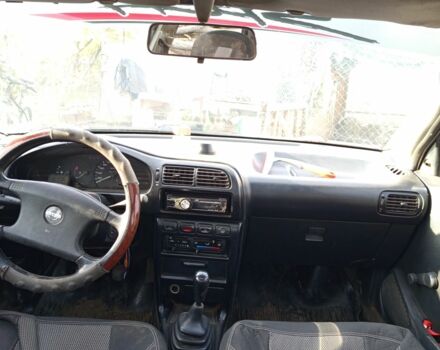 Сірий Ніссан Санні, об'ємом двигуна 1.5 л та пробігом 200 тис. км за 1200 $, фото 6 на Automoto.ua