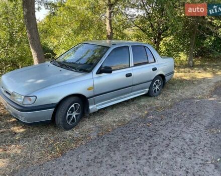 Серый Ниссан Санни, объемом двигателя 1.4 л и пробегом 280 тыс. км за 1600 $, фото 4 на Automoto.ua