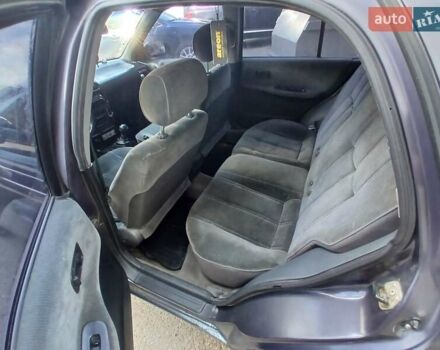 Сірий Ніссан Санні, об'ємом двигуна 1.6 л та пробігом 220 тис. км за 1400 $, фото 4 на Automoto.ua