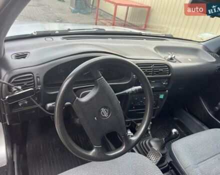 Серый Ниссан Санни, объемом двигателя 1.39 л и пробегом 250 тыс. км за 1700 $, фото 6 на Automoto.ua