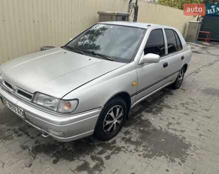 Серый Ниссан Санни, объемом двигателя 1.39 л и пробегом 250 тыс. км за 1700 $, фото 1 на Automoto.ua