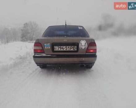 Серый Ниссан Санни, объемом двигателя 1.6 л и пробегом 303 тыс. км за 450 $, фото 1 на Automoto.ua