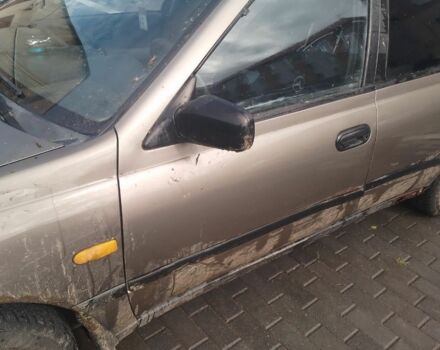 Серый Ниссан Санни, объемом двигателя 1 л и пробегом 303 тыс. км за 430 $, фото 5 на Automoto.ua