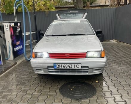 Серый Ниссан Санни, объемом двигателя 1.7 л и пробегом 444 тыс. км за 1000 $, фото 1 на Automoto.ua